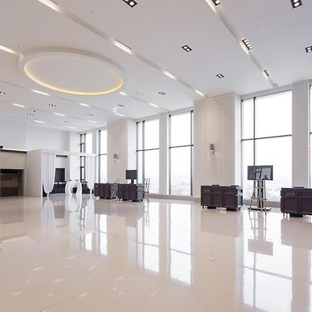 Charis Hotel Incheon Buitenkant foto