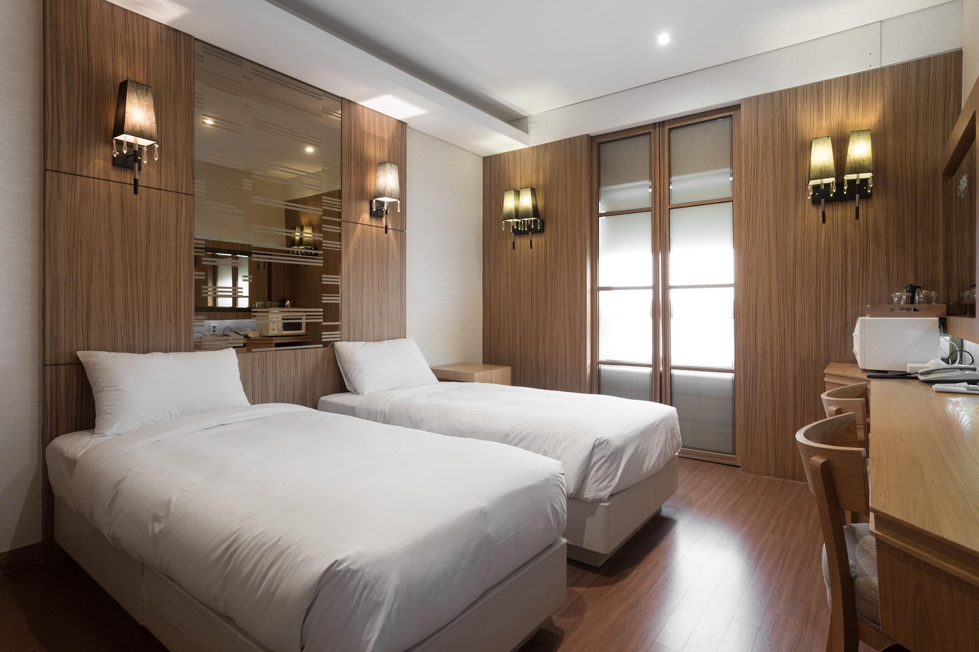 Charis Hotel Incheon Buitenkant foto
