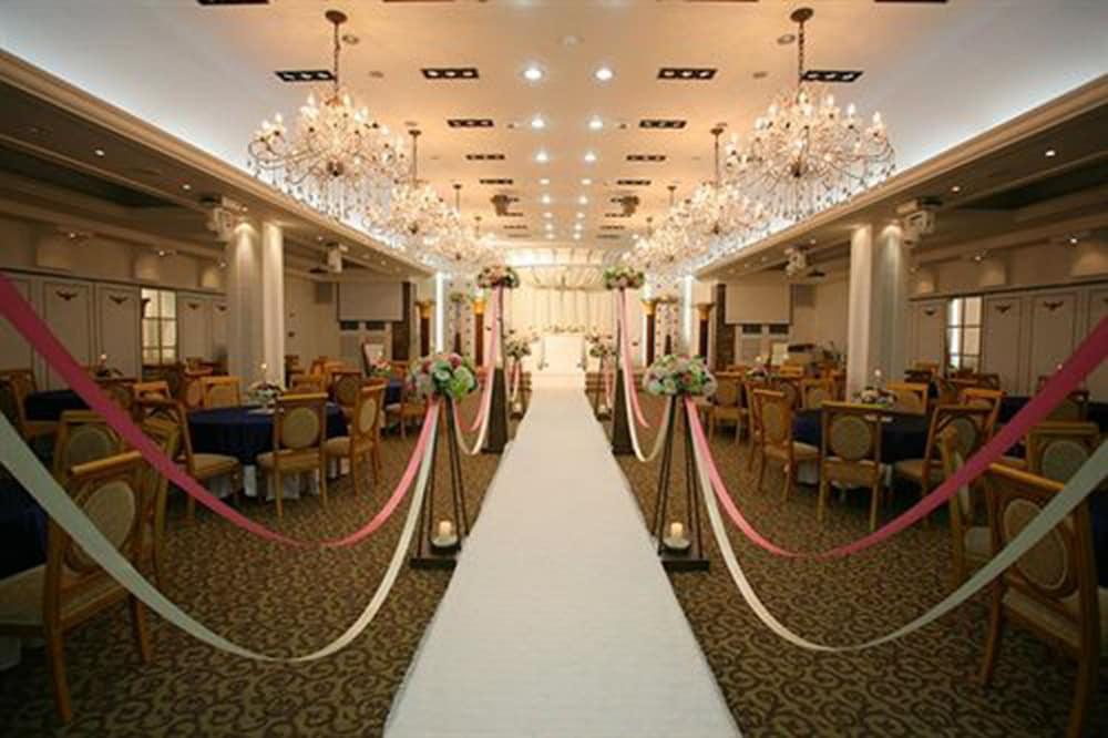 Charis Hotel Incheon Buitenkant foto