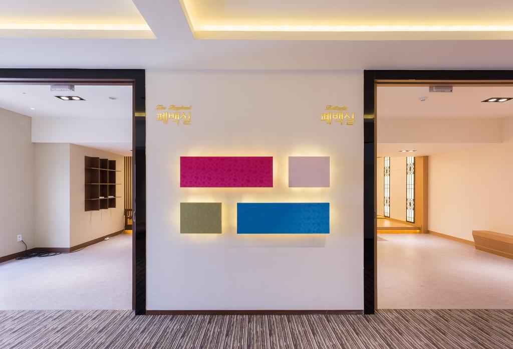 Charis Hotel Incheon Buitenkant foto