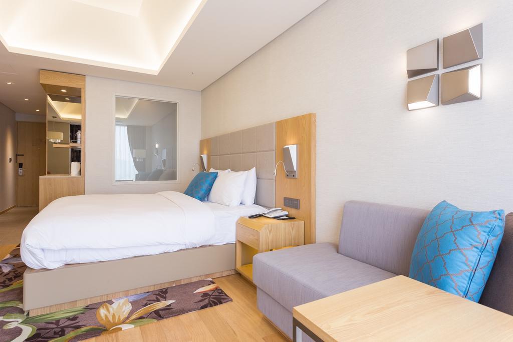 Charis Hotel Incheon Kamer foto