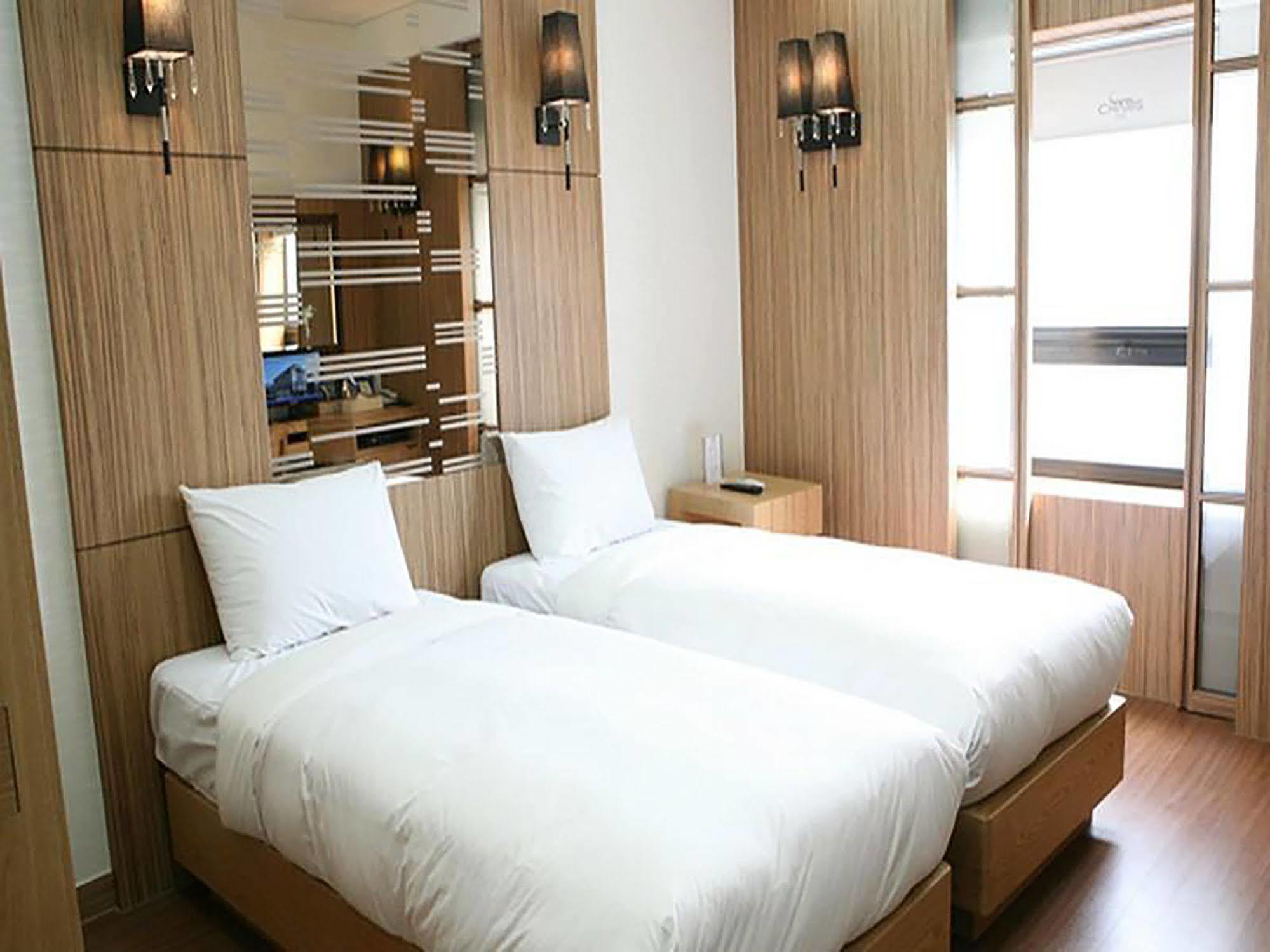 Charis Hotel Incheon Buitenkant foto