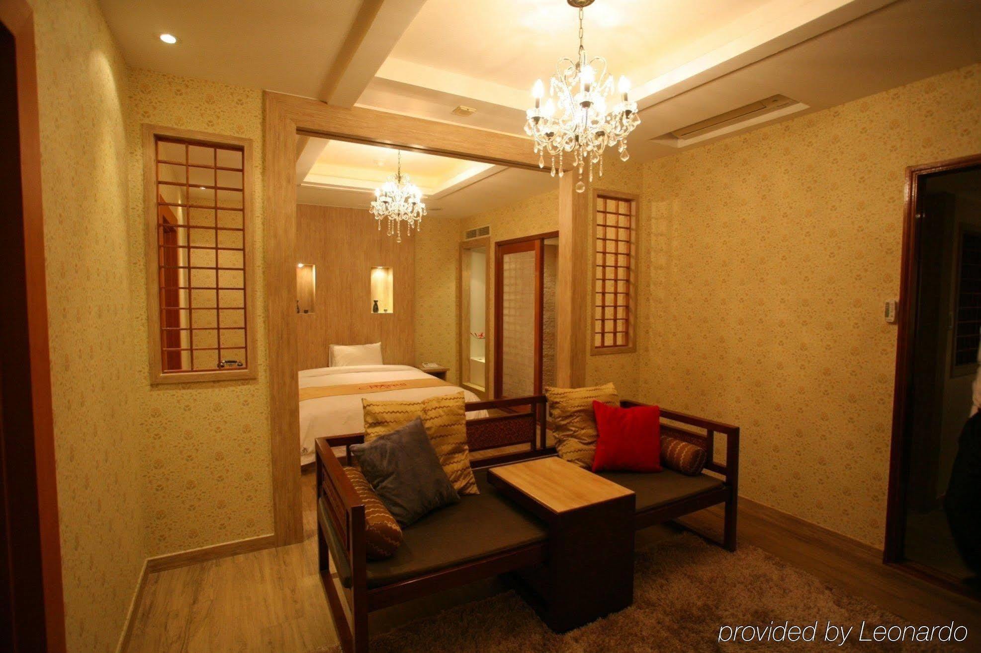 Charis Hotel Incheon Buitenkant foto